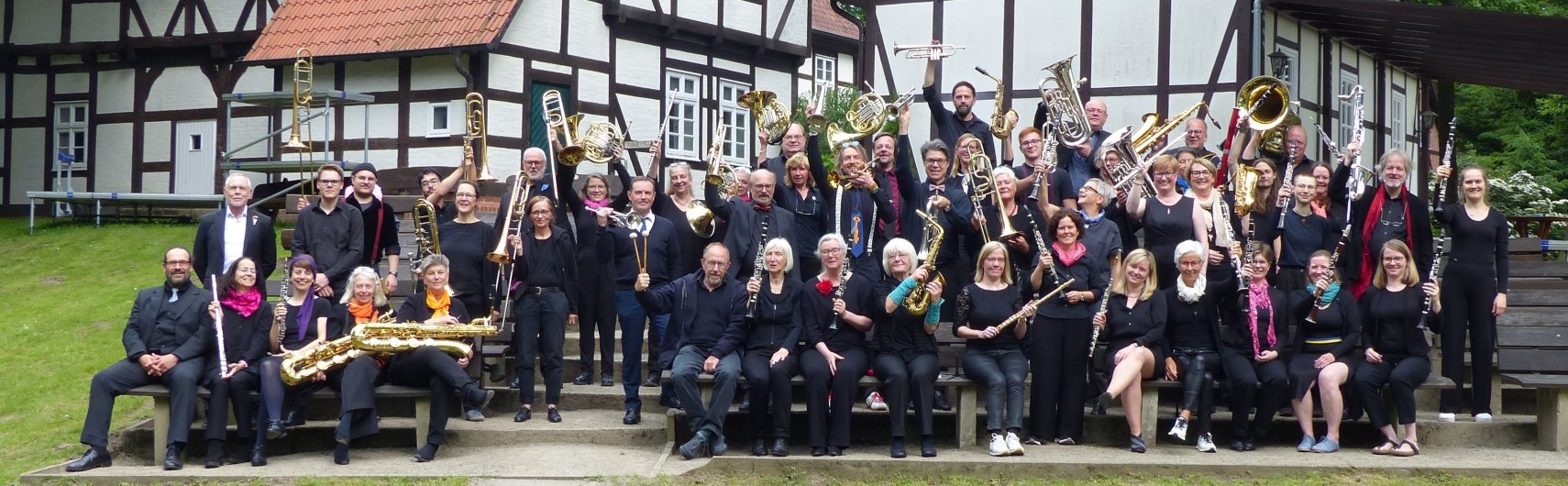 artemosso - Das sinfonische Blasorchester Bremen e.V. "20 Jahre sinfonische Blasmusik aus Bremen" Chronik Neuigkeiten